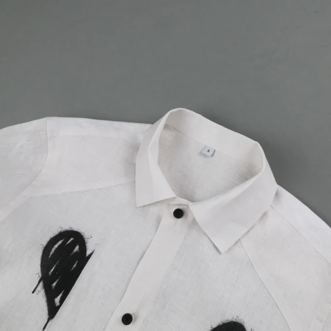 Men's White Printed Button Down Short Sleeve Shirts